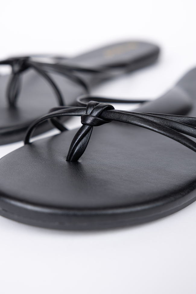 Landry Black Flip Flops
